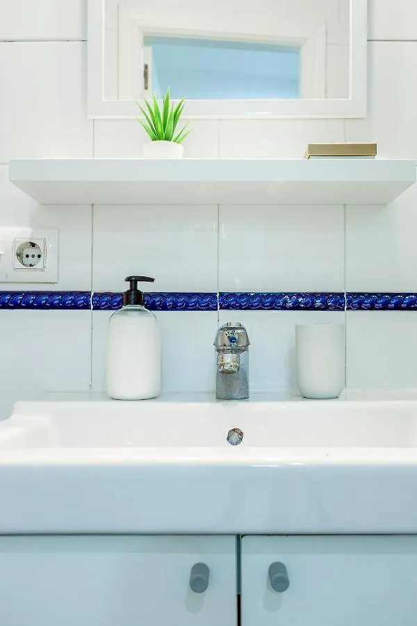 Ruiz Gijon Elegante Y Moderno En La Sevilla Mas Autentica Apartment Seville