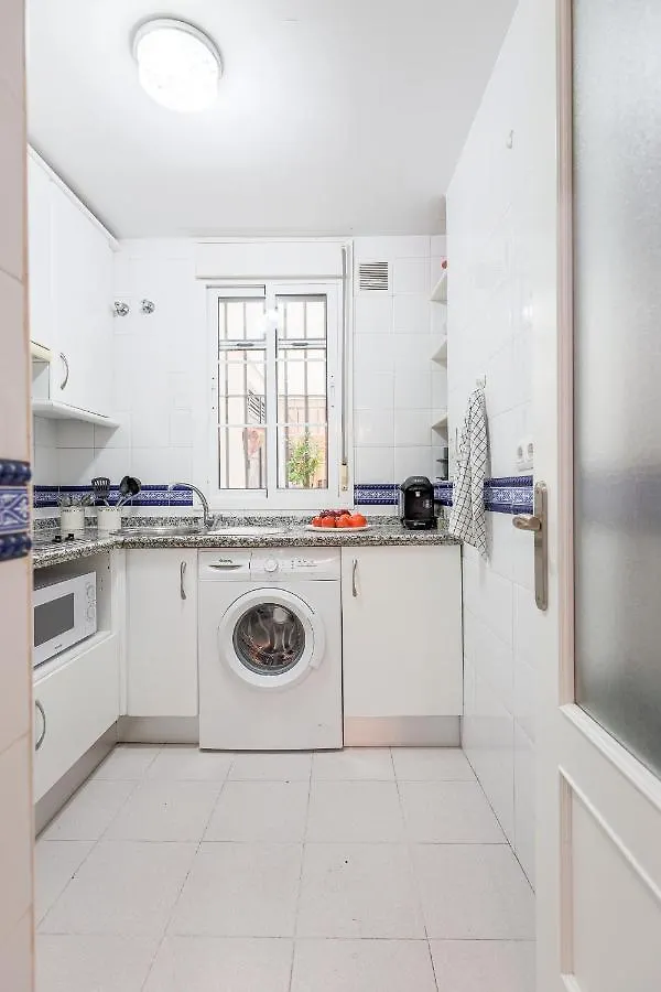 Apartment Ruiz Gijon Elegante Y Moderno En La Sevilla Mas Autentica Spain