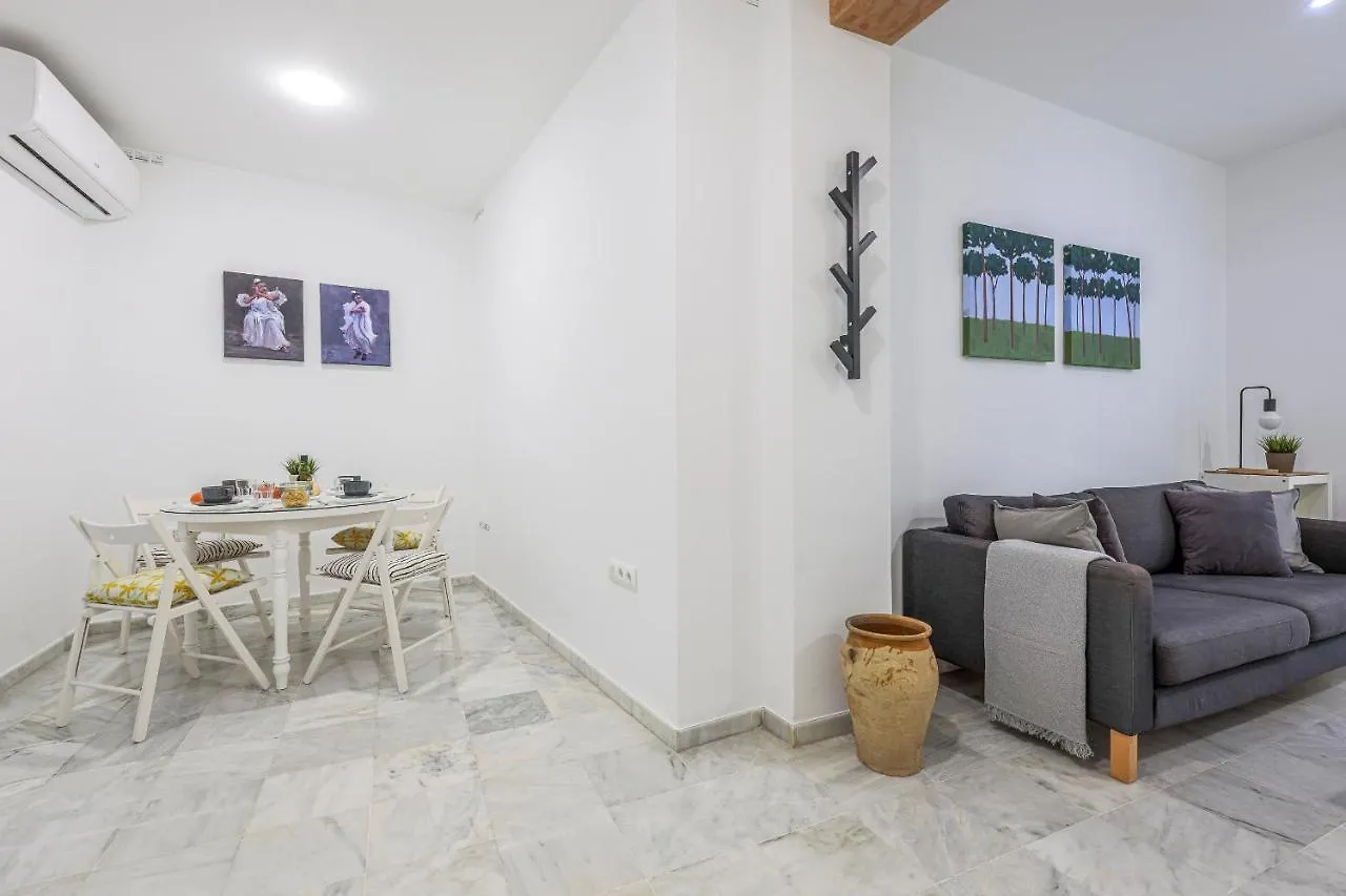 Apartment Ruiz Gijon Elegante Y Moderno En La Sevilla Mas Autentica